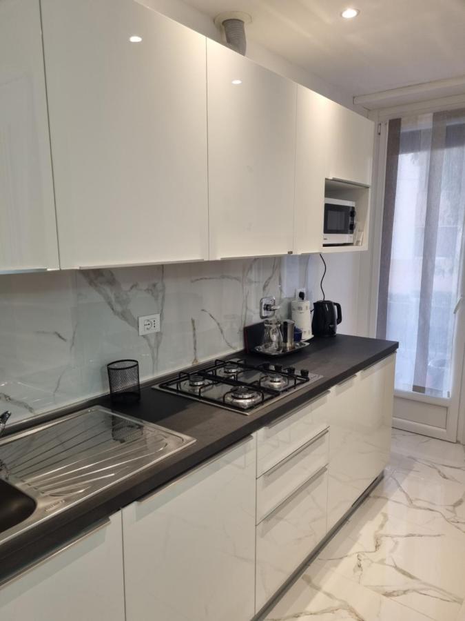 Eurosanremo Apartments Buitenkant foto